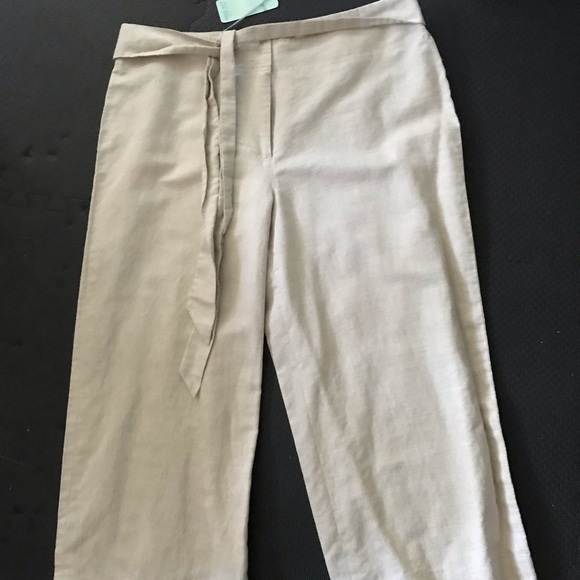 NWT never worn Lili Bleu wide leg linen pants w/built in sash belt. - Picture 7 of 8